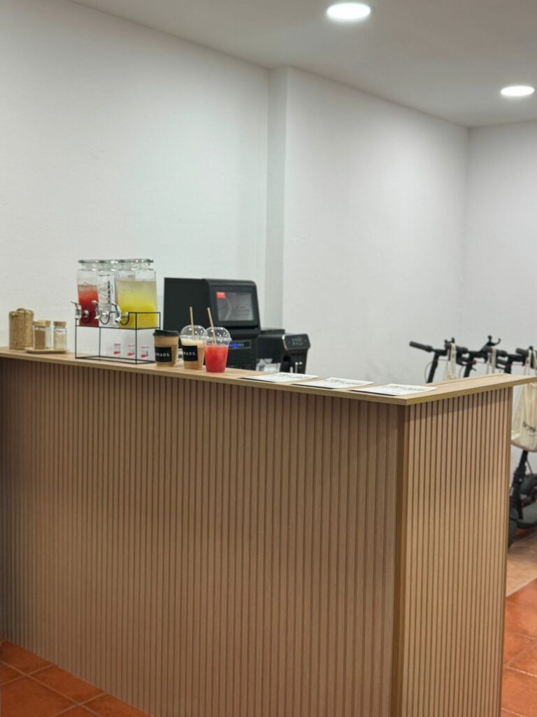 Coffee bar nomads